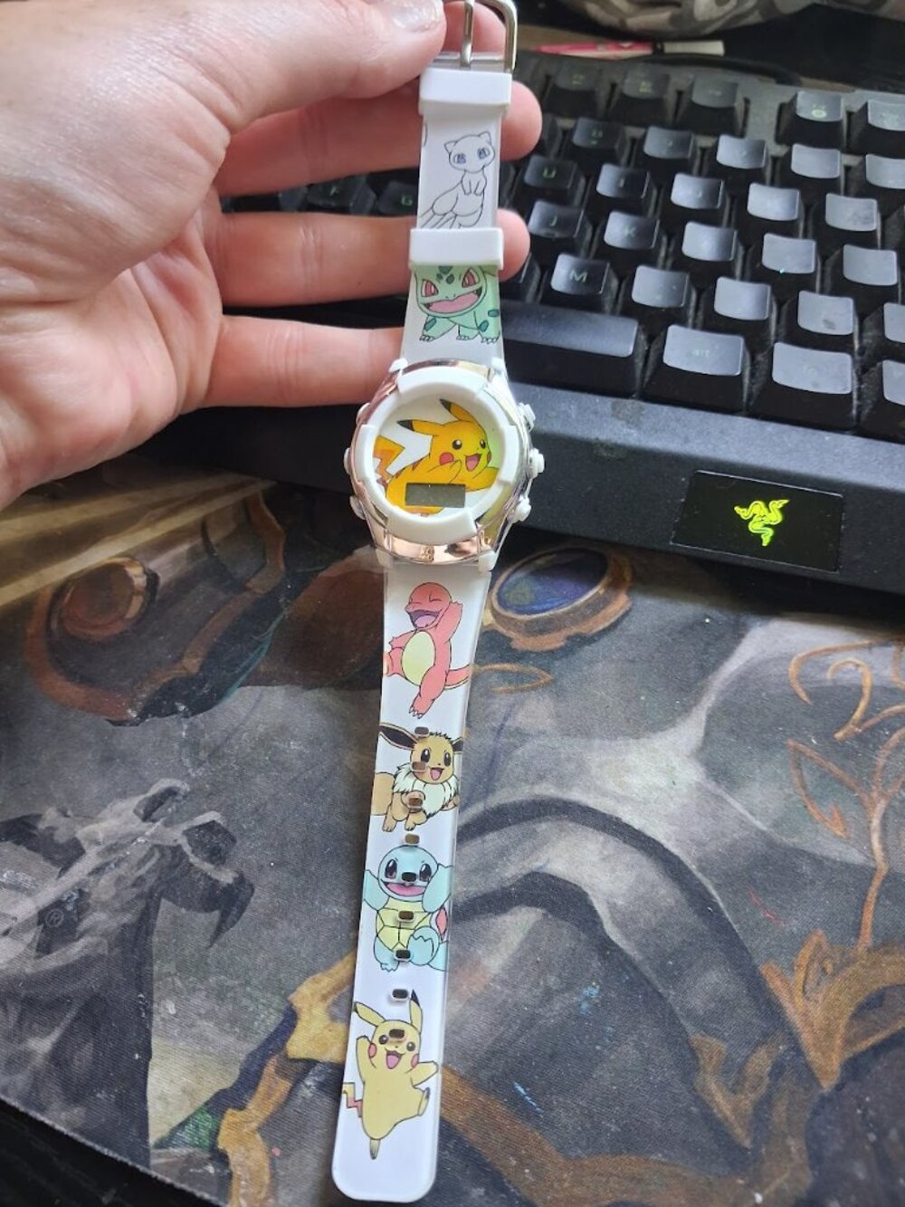 2022 Pokemon watch **needs battery**